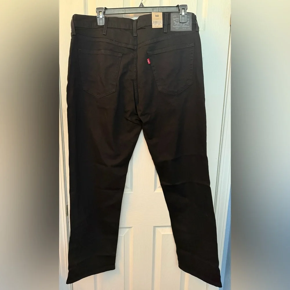 2 Pairs of Levi’s 559 Jeans - Picture 4 of 12